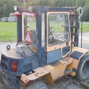 foto wozek diesel 4x4 laduje 3.5t/3.3m (2008 remont) platniczki